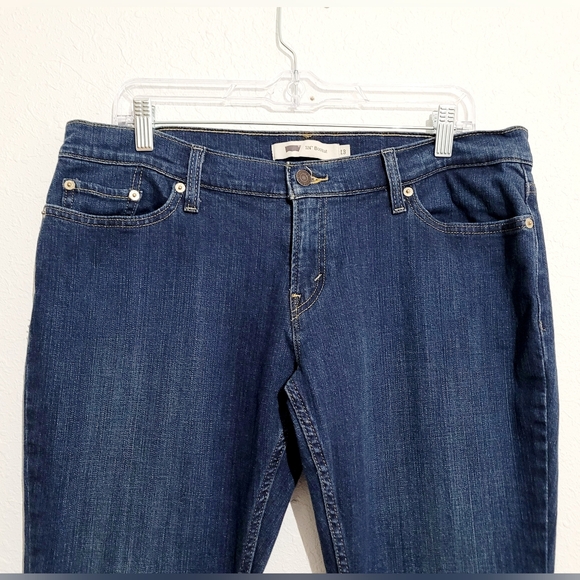 Levi’s 524 Bootcut Jeans Women’s Size 13 W31 L30 Dark Wash Stretch Denim  Casual - Picture 4 of 13